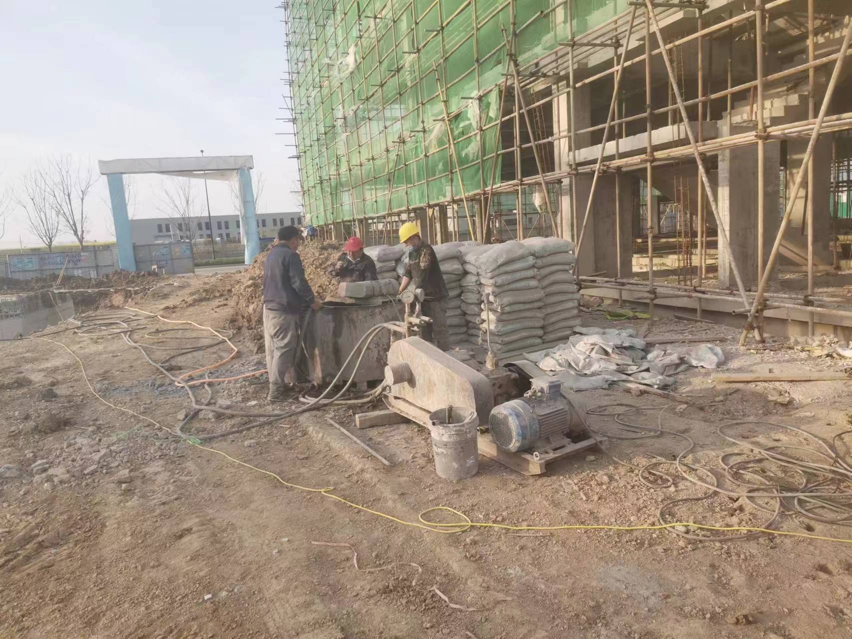 边坝地基基础注浆加固的要求有哪些